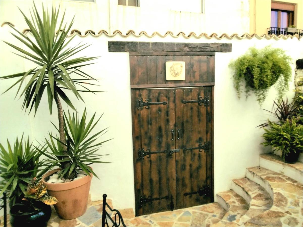 Casa Blanca Bed and Breakfast Castell De Castells Exteriör bild